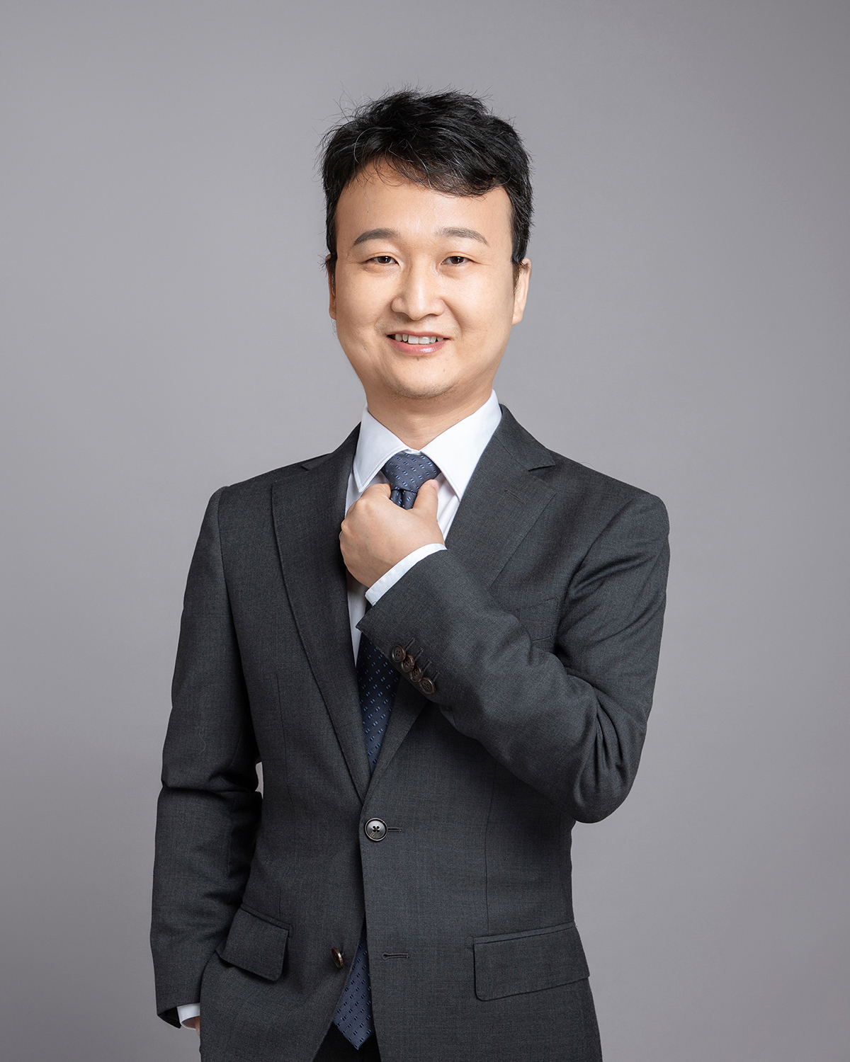 贺宜德